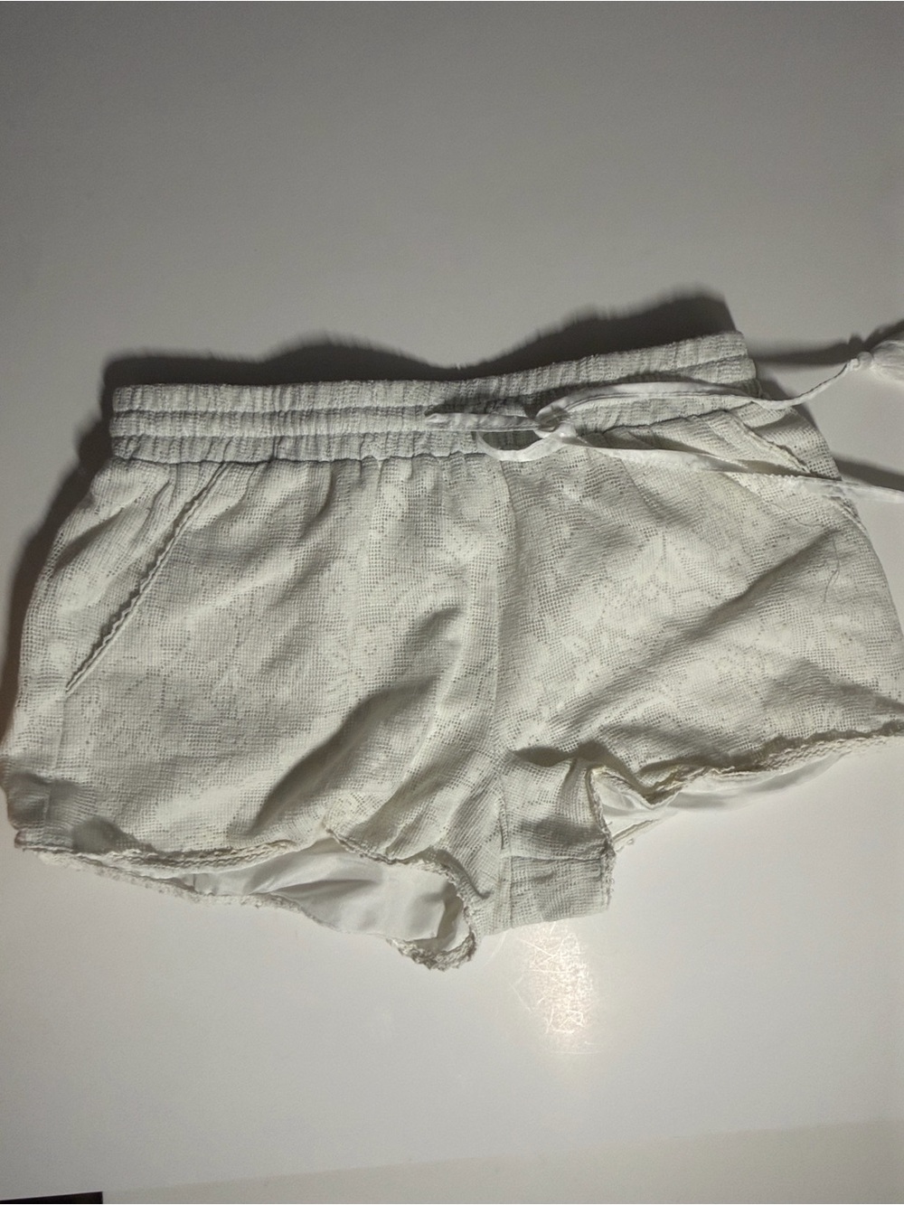 Women’s Boho Lace Blouse & Drawstring Shorts 2-Piece Set - Picture 5 of 9
